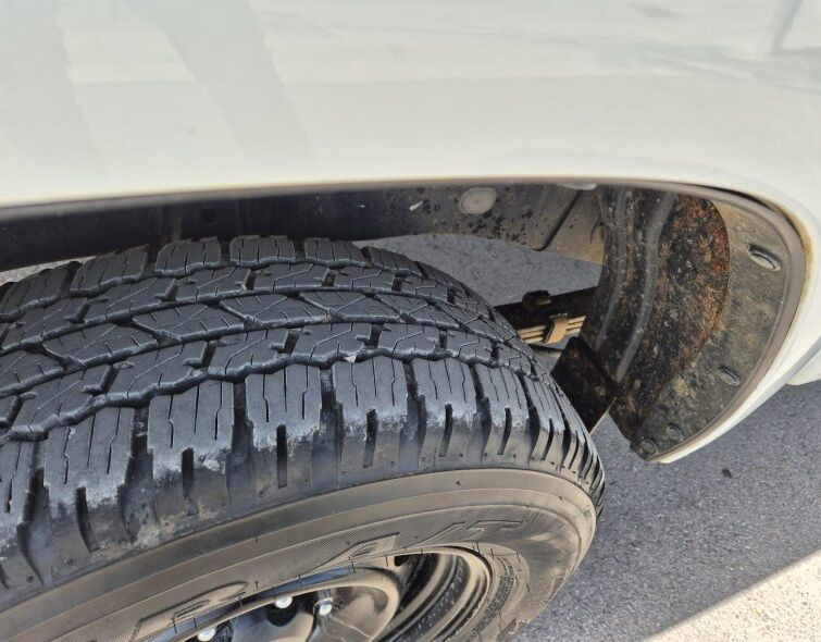 TOYOTA  HILUX 4x4 ***DOUBLE CAB***